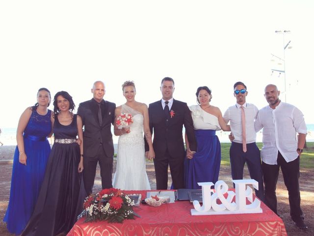 La boda de Juanmi y Esther en La Pineda, Tarragona 30