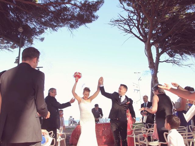 La boda de Juanmi y Esther en La Pineda, Tarragona 32