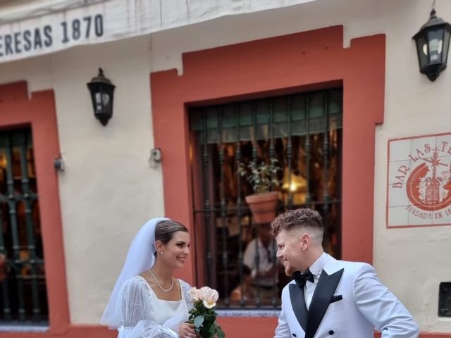 La boda de Victoria  y Oscar en Sevilla, Sevilla 5