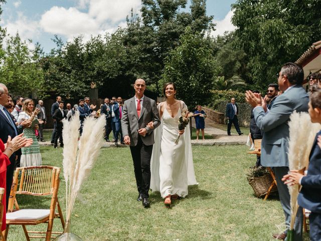 La boda de Kike y Lorena en Jerez De Los Caballeros, Badajoz 27