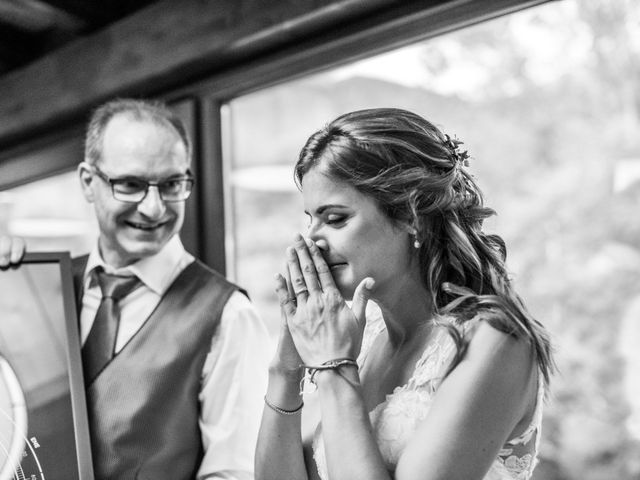 La boda de Gorka y Saray en Bilbao, Vizcaya 32