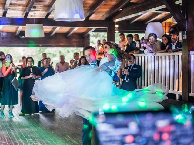 La boda de Gorka y Saray en Bilbao, Vizcaya 37