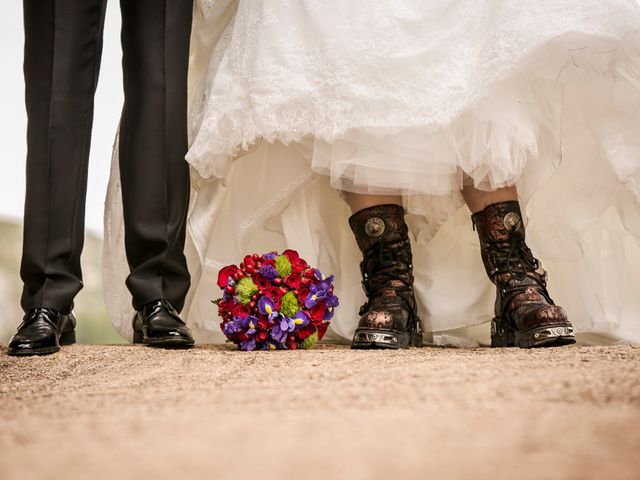 La boda de Pere y Meritxell en Carretera Vandellos, Tarragona 1