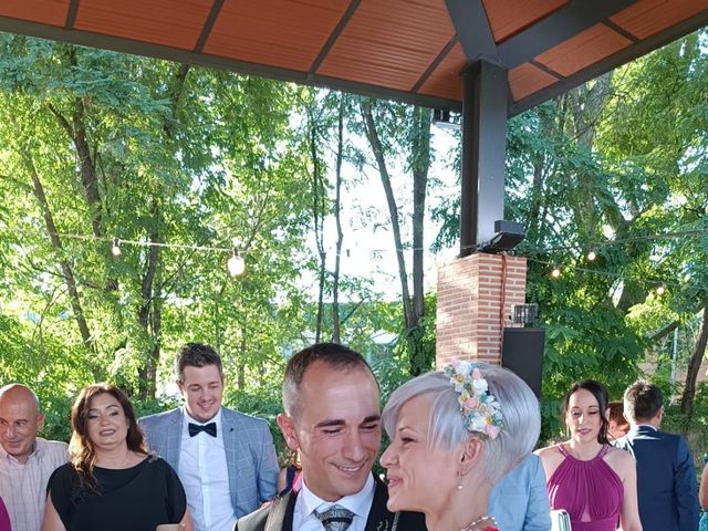 La boda de Borja y Isabel en Fuenlabrada, Madrid 3