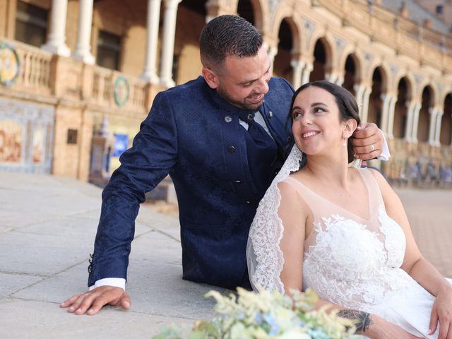 La boda de Lucía y Daniel en Sevilla, Sevilla 22