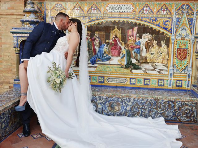 La boda de Lucía y Daniel en Sevilla, Sevilla 23