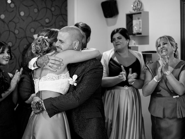 La boda de Dani y Sandra en Sant Vicenç De Montalt, Barcelona 23