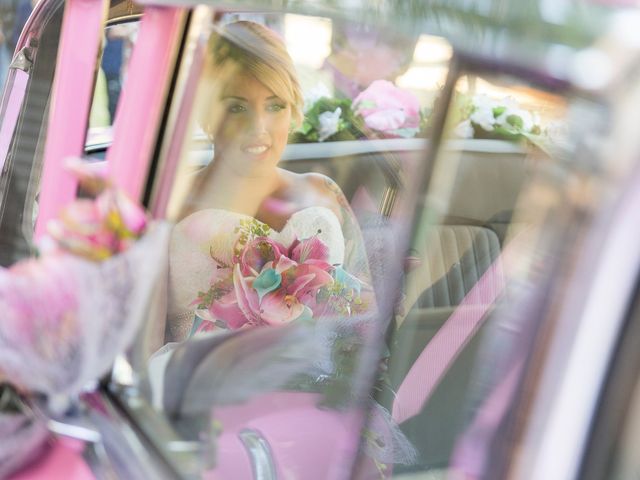 La boda de Dani y Sandra en Sant Vicenç De Montalt, Barcelona 45