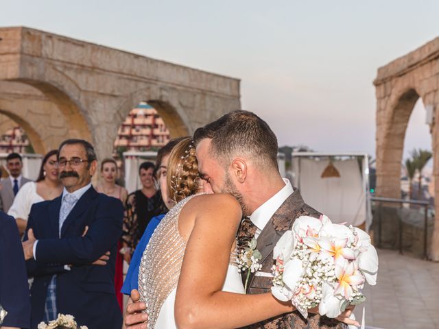 La boda de Ismael y Pilar en Benalmadena Costa, Málaga 27