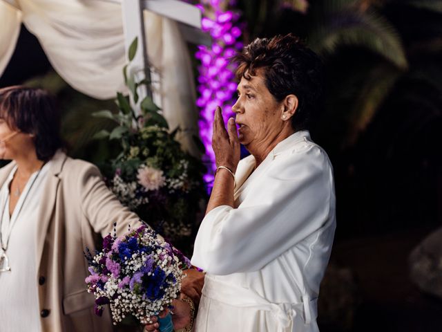 La boda de Paqui y Clara en Telde, Las Palmas 24