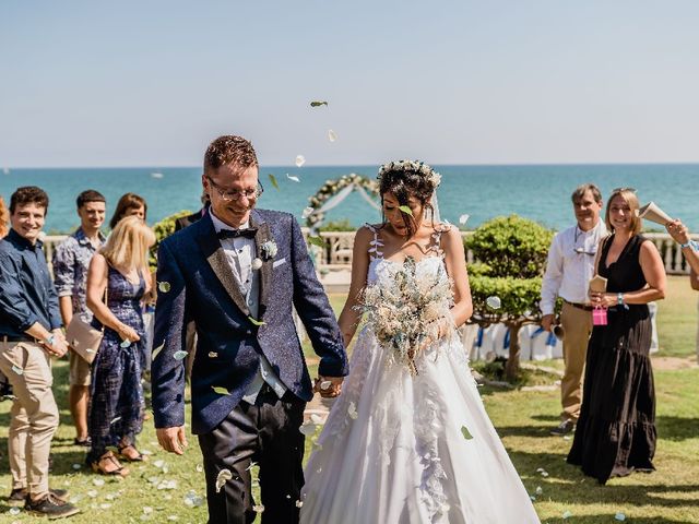 La boda de Miguel  y Abigail  en Vilanova I La Geltru, Barcelona 4