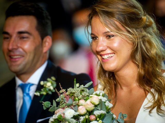 La boda de David y Cris en Cambre, A Coruña 31