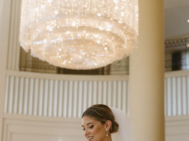 La boda de Víctor y Paula en Valencia, Valencia 3