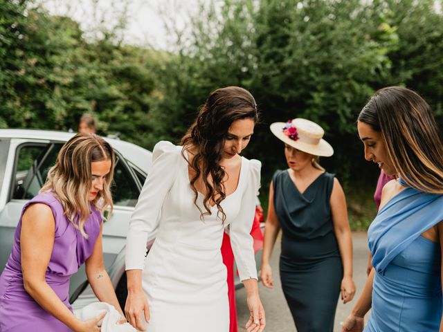 La boda de Josu y Soraya en Bilbao, Vizcaya 41