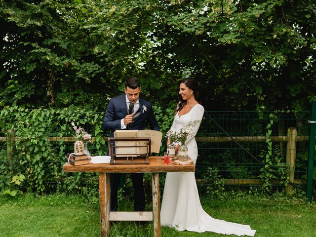 La boda de Josu y Soraya en Bilbao, Vizcaya 51