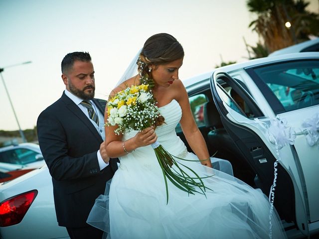La boda de Humberto y Myriam en Telde, Las Palmas 32