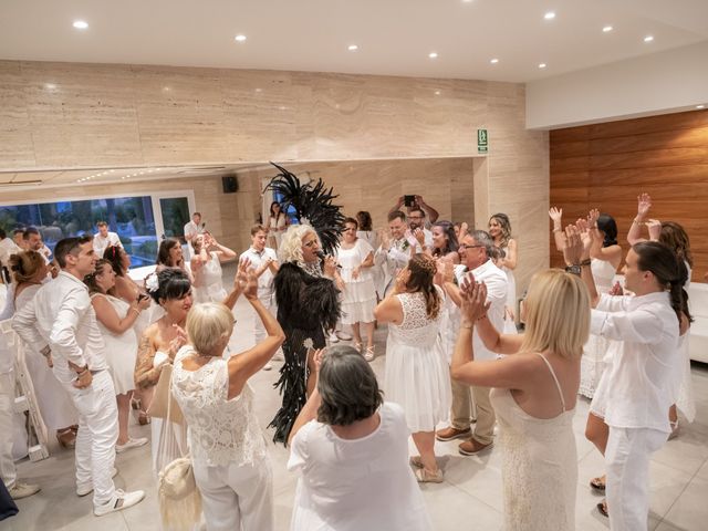 La boda de Jolti y Carlos en Vallfogona De Balaguer, Lleida 31