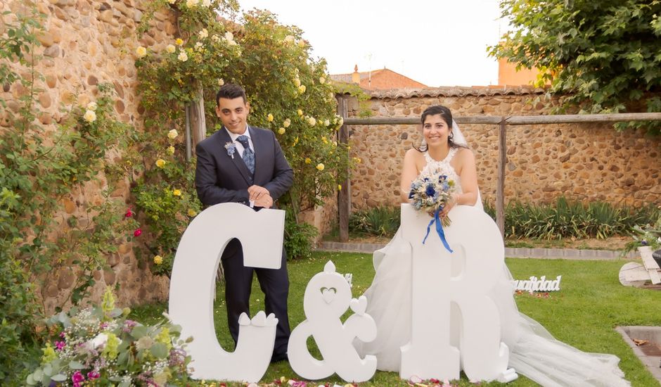 La boda de Rubén  y Cristina en Carrizo De La Ribera, León