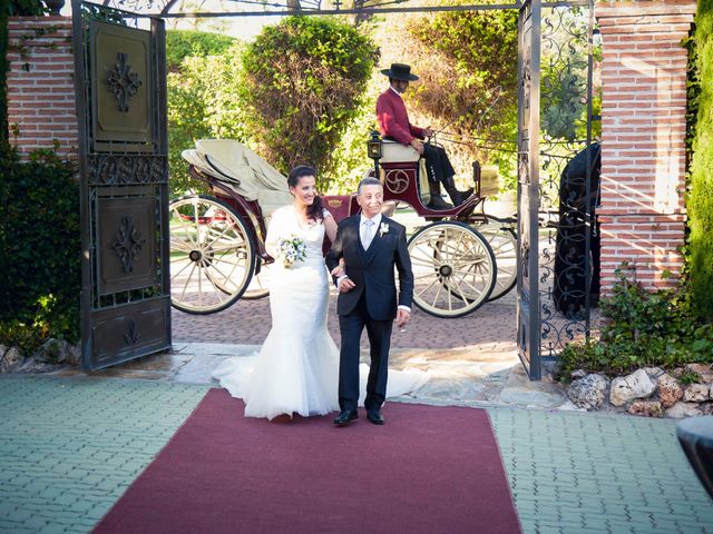 La boda de Alvaro y Angela en Alcalá De Henares, Madrid 1