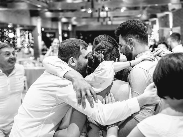 La boda de Danu y Victoria en Sant Vicenç De Montalt, Barcelona 64