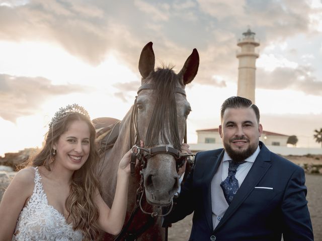 La boda de Francisco Javier y Lucía en Arenas, Málaga 94