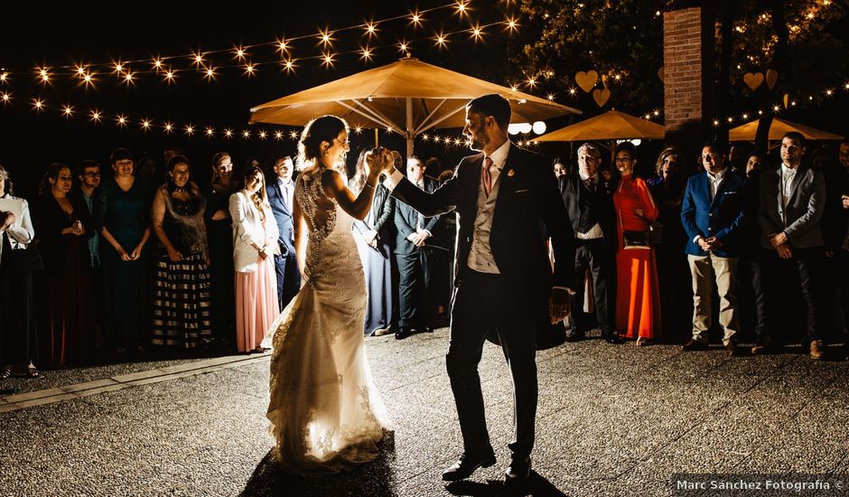 La boda de Álex y Azahara en Vilanova Del Valles, Barcelona