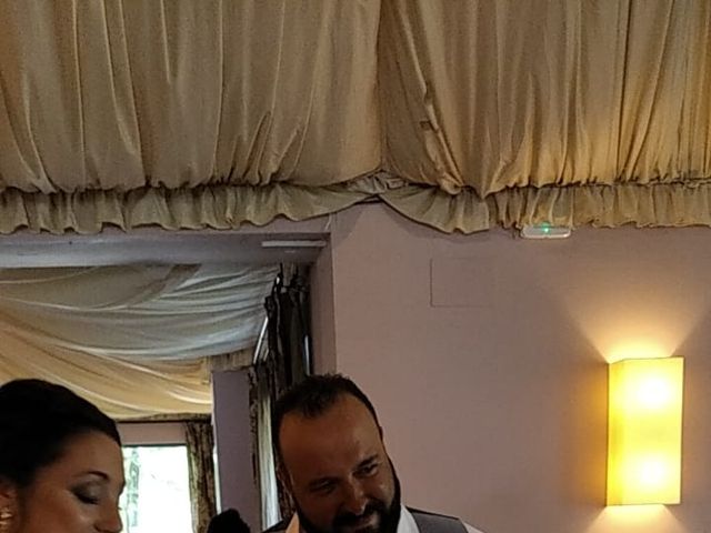 La boda de Rafael y Virginia  en Valdastillas, Cáceres 17