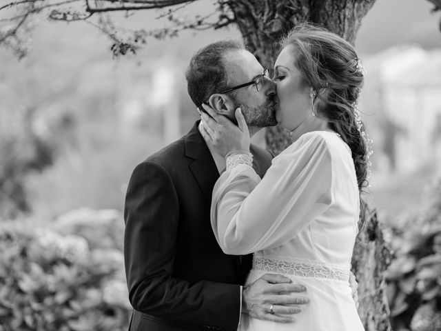 La boda de Asier y Azahara en Soto Del Barco, Asturias 24