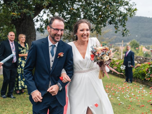 La boda de Asier y Azahara en Soto Del Barco, Asturias 31