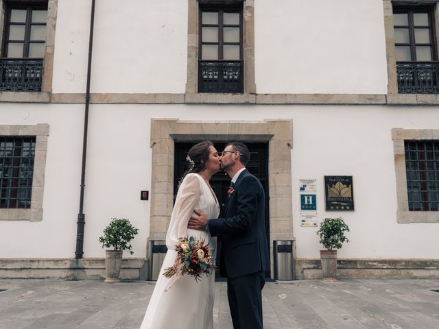 La boda de Asier y Azahara en Soto Del Barco, Asturias 40