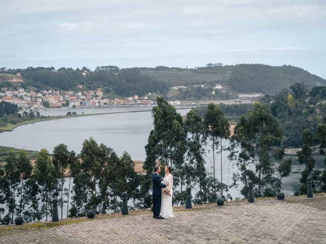 La boda de Asier y Azahara en Soto Del Barco, Asturias 42