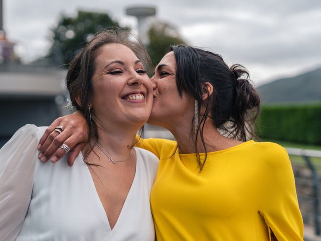 La boda de Asier y Azahara en Soto Del Barco, Asturias 54
