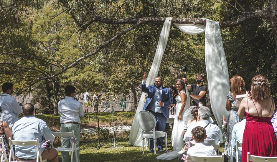 La boda de Rafael y Virginia  en Valdastillas, Cáceres