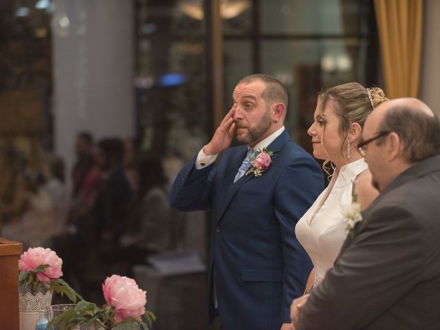 La boda de Adrián y María Ángeles en Pinto, Madrid 33