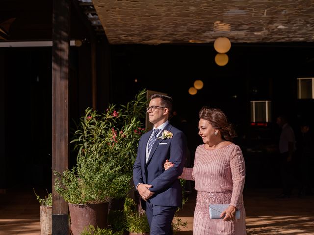 La boda de Jorge y Adriana en La Vall De Bianya, Girona 23