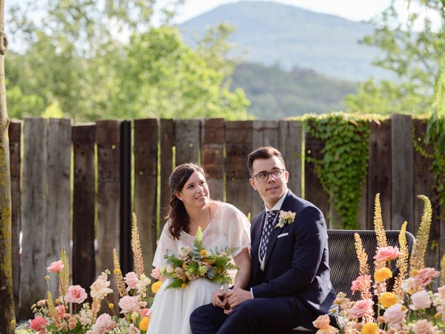 La boda de Jorge y Adriana en La Vall De Bianya, Girona 32