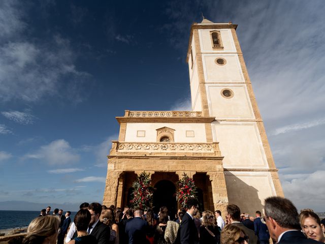 La boda de Antonio y Isabel en El Cabo De Gata, Almería 33