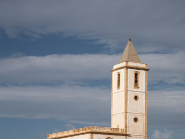 La boda de Antonio y Isabel en El Cabo De Gata, Almería 41