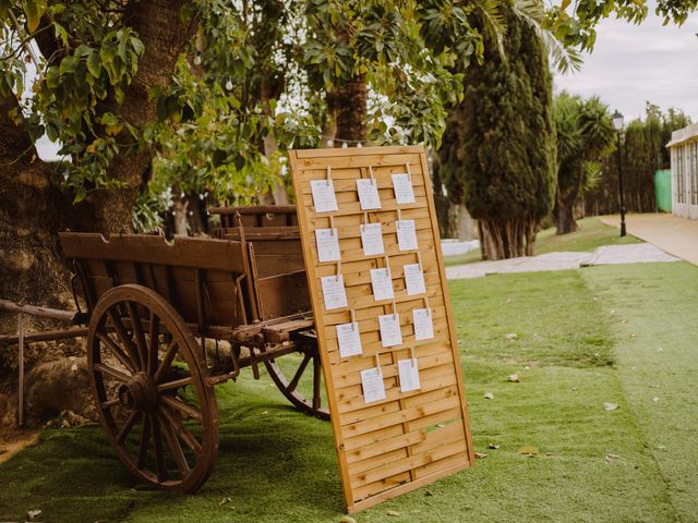 La boda de Dani y Loli en Alcala De Guadaira, Sevilla 92