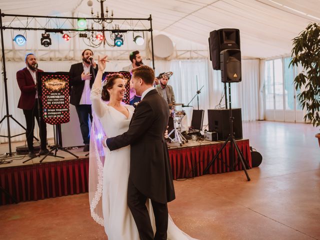 La boda de Dani y Loli en Alcala De Guadaira, Sevilla 128