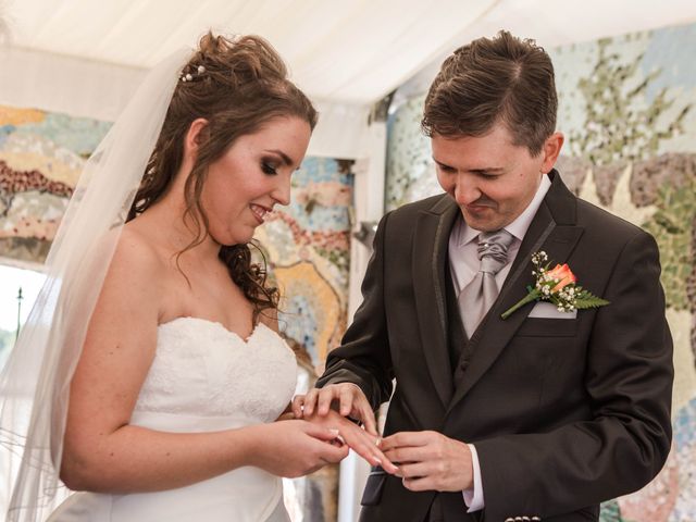 La boda de Miguel y Lidia en Sabadell, Barcelona 14