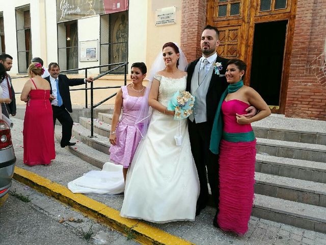 La boda de Toni y Elena en Puerto De Sagunto, Valencia 12