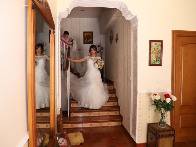 La boda de Dario y Mari Carmen en Casas De Fernando Alonso, Cuenca 7