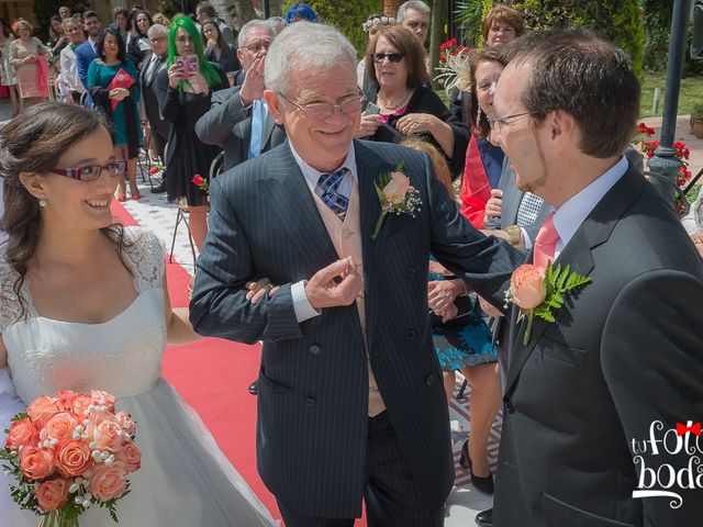 La boda de Paco y Isabel en Espartinas, Sevilla 37