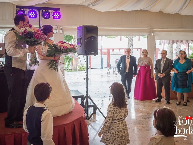 La boda de Paco y Isabel en Espartinas, Sevilla 108