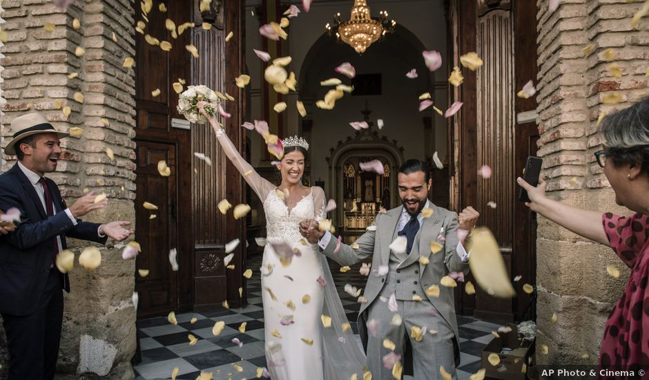 La boda de Javier y Iris en Marbella, Córdoba