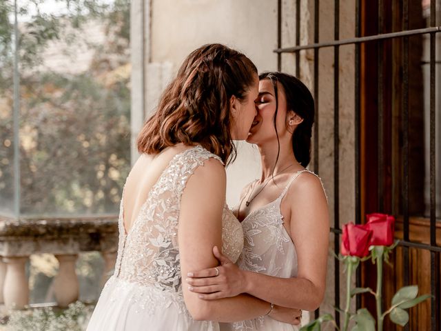 La boda de Marta y Miriam en Sotos De Sepulveda, Segovia 27