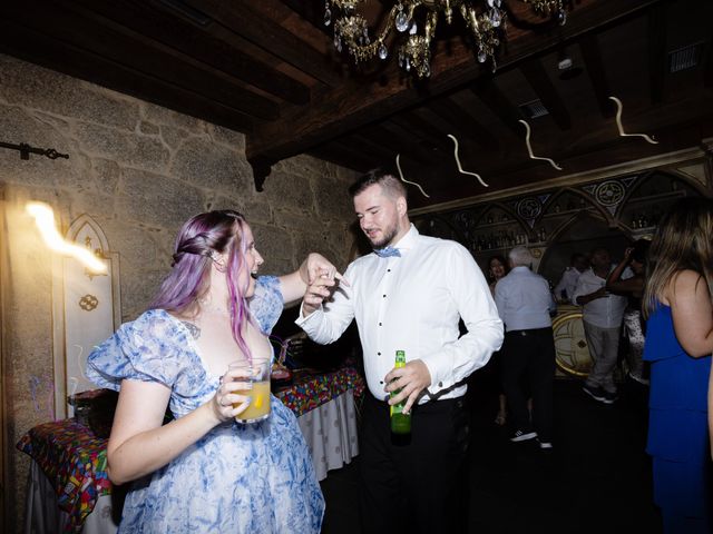 La boda de Megan y Lois en Pontevedra, Pontevedra 47