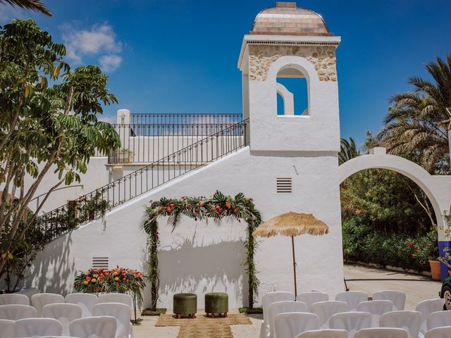 La boda de Wayne y Daisy en Elx/elche, Alicante 36