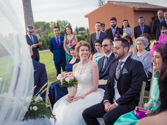 La boda de José Tomás y Sandra en Dos Hermanas, Sevilla 13